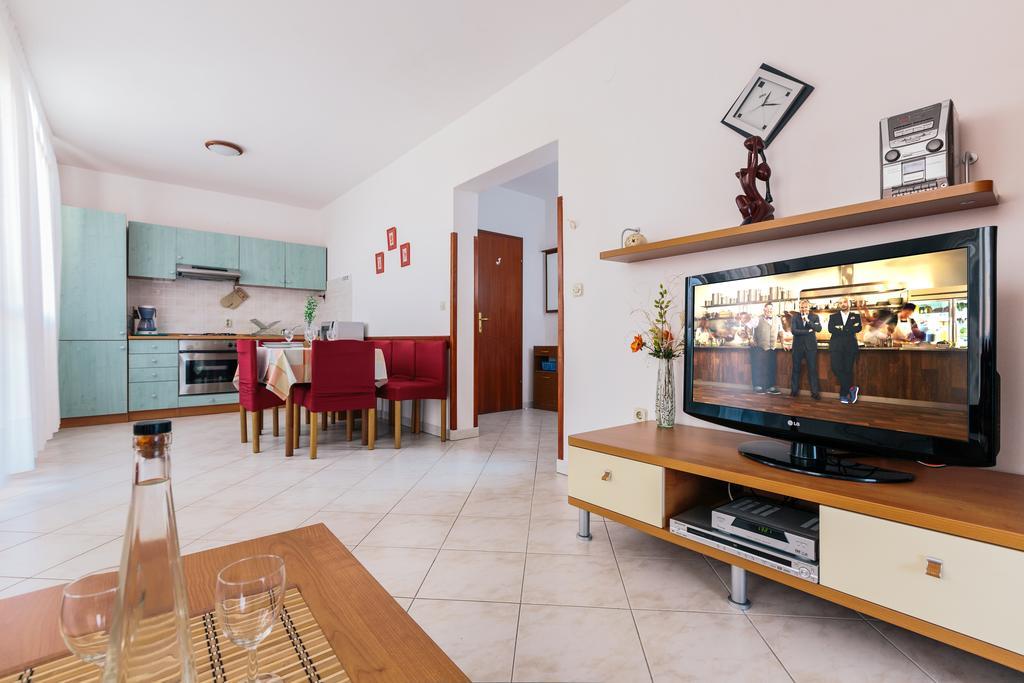 Andela Apartment Pula Habitación foto